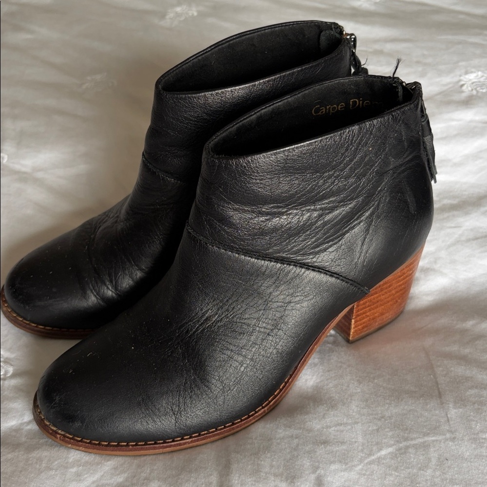 Toms Black Leather Ankle Booties with Stacked Heel